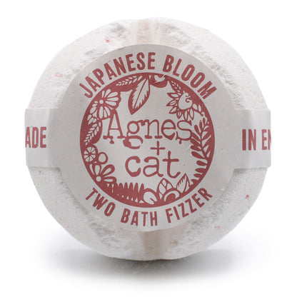 Bath fizzer with &