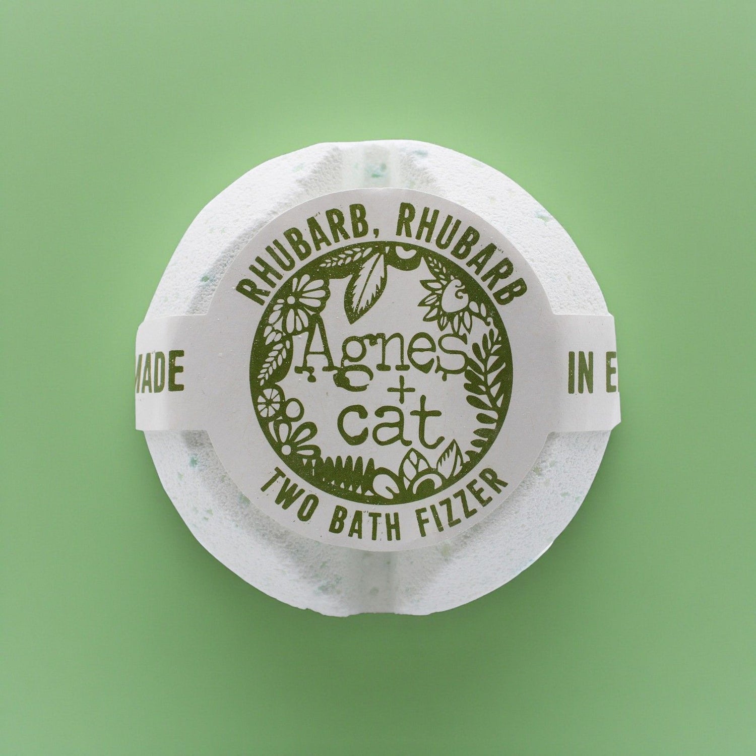 Round bath fizzer packaging with &