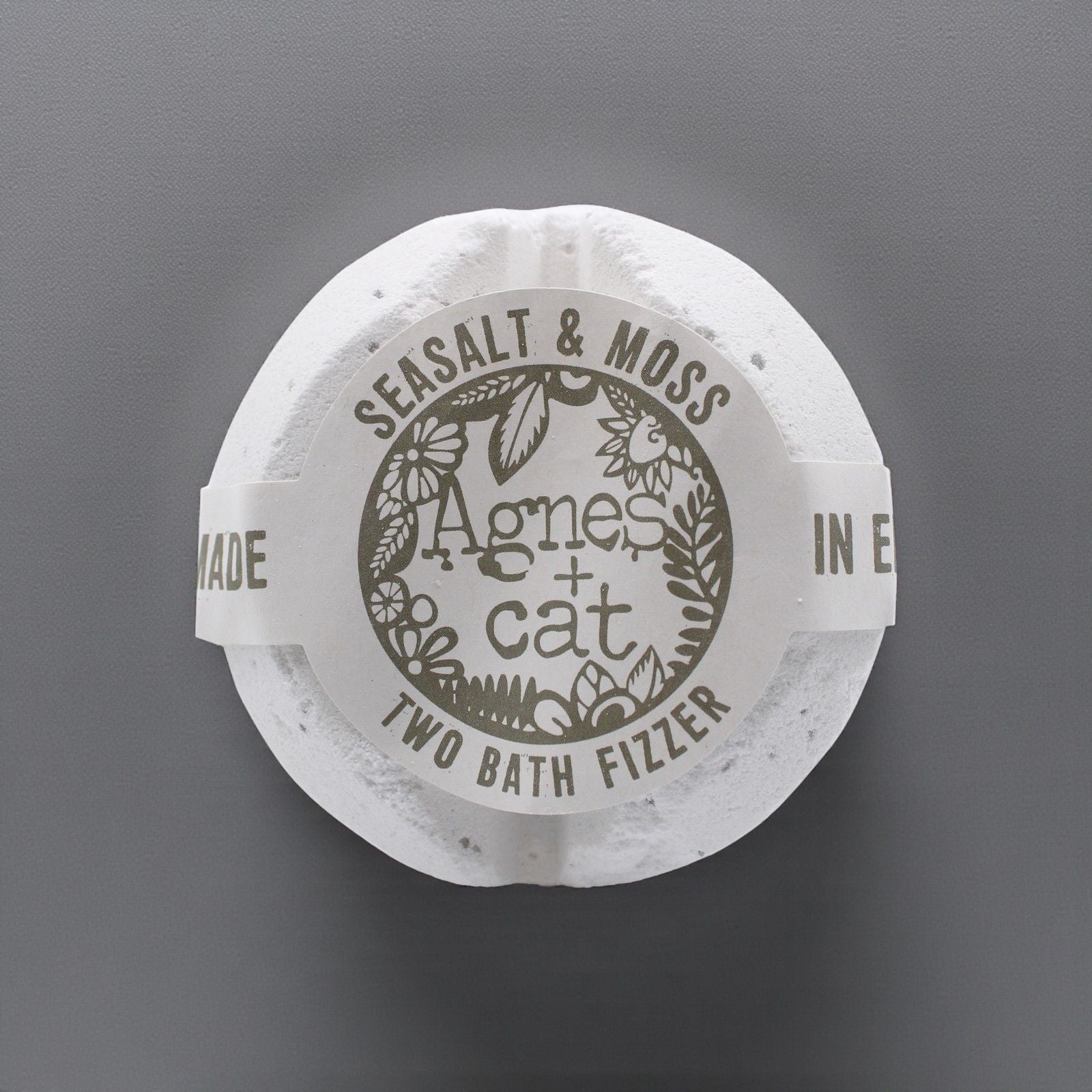 Round bath fizzer with &