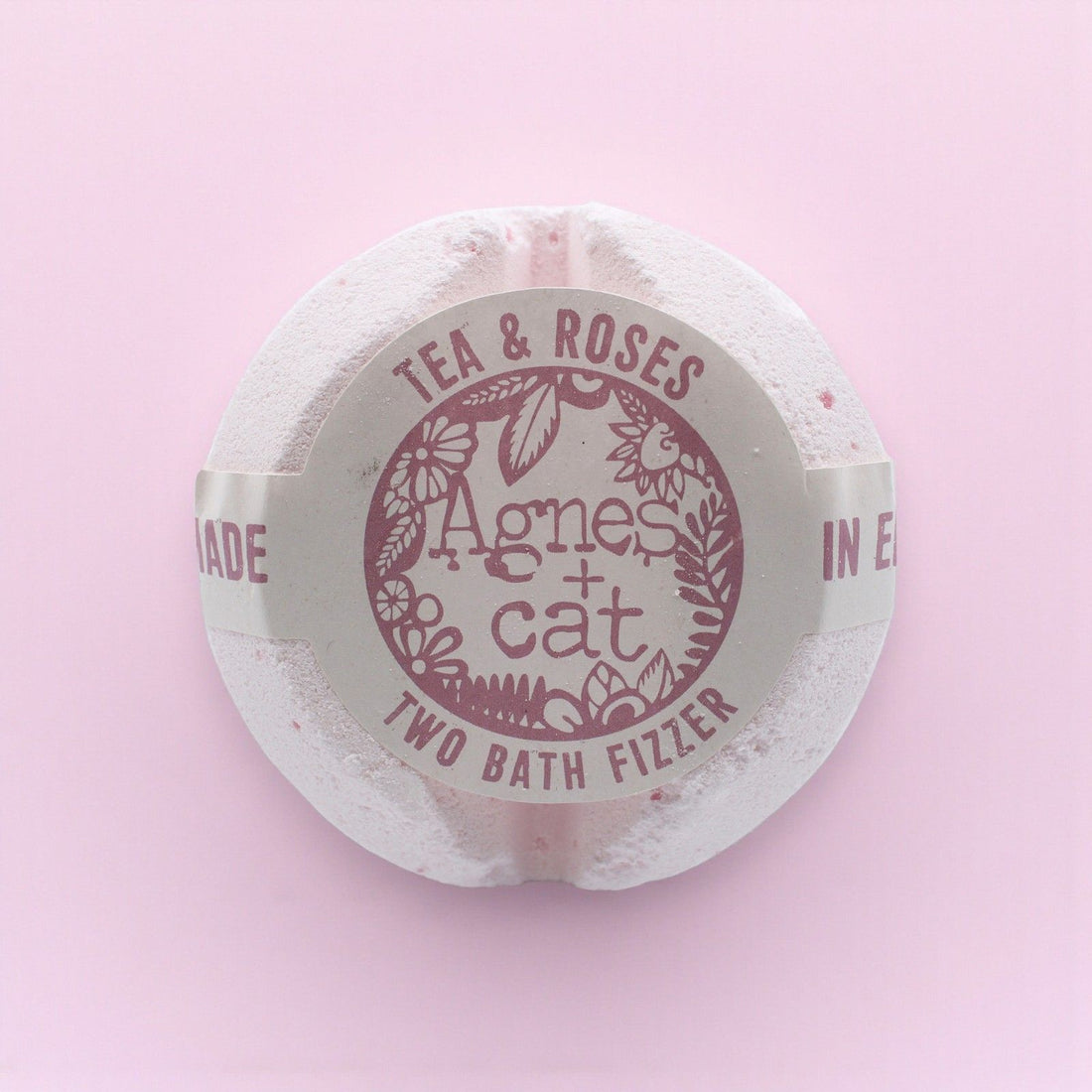 Round bath fizzer packaging with &